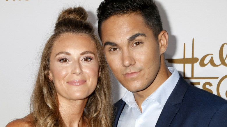 Alexa PenaVega Carlos PenaVega smirking