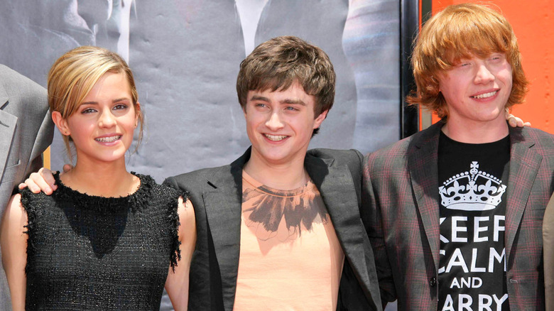 Emma Watson with Rupert Grint and Daniel Radcliffe, back in 2007