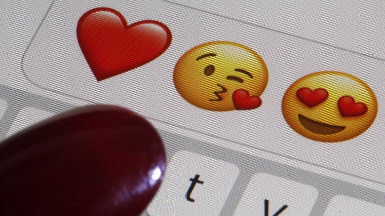 flirty emojis