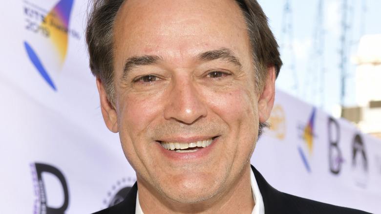 Jon Lindstrom poses on the red carpet