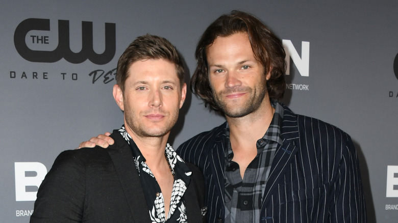 Jared Padalecki and Jensen Ackles pose for a photo.