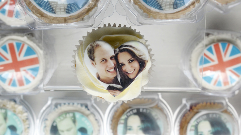 Kate Middleton and Prince William photo on a cupcake