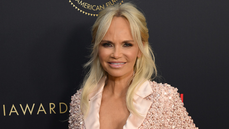 Kristin Chenoweth posing at event