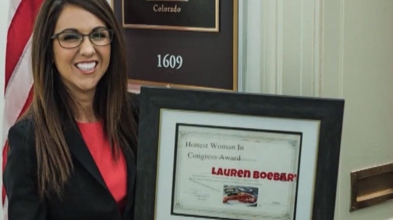 Lauren Boebert holding her award