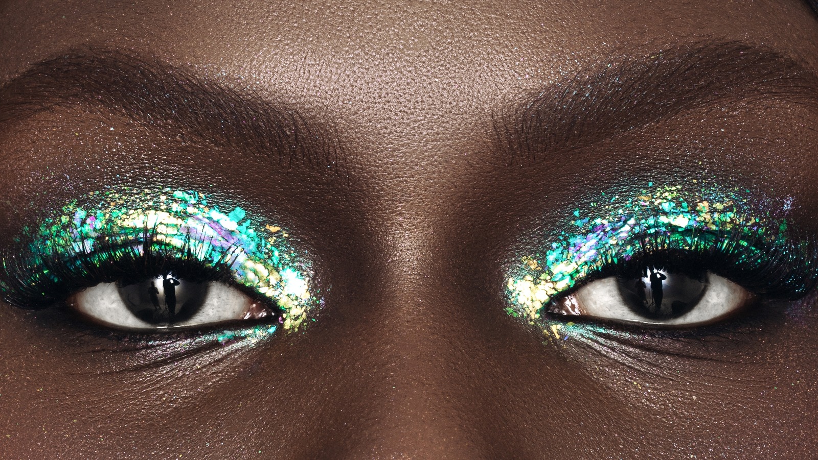 Keep Every Sparkle In It's Place with NYX Glitter Primer - Lashes