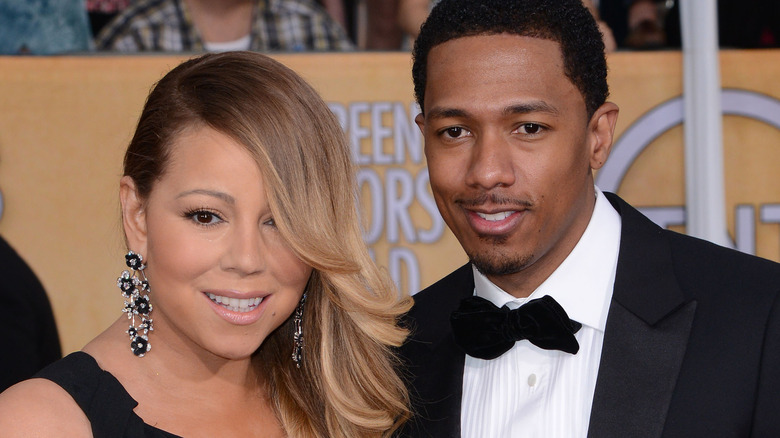 Mariah Carey and Nick Cannon pose together