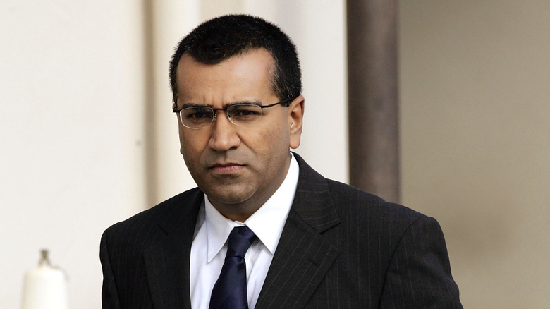 Interviewer Martin Bashir