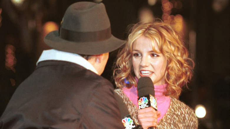 Matt Lauer speaks with Britney Spears in 1999