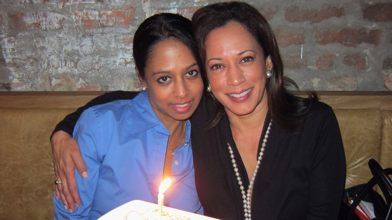 Maya Harris (L) and Kamala Harris (R) posing for a photo