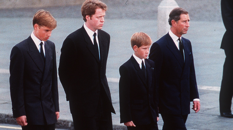 Photo of Prince Harry, Prince William walking behind Princess Diana coffin 1997