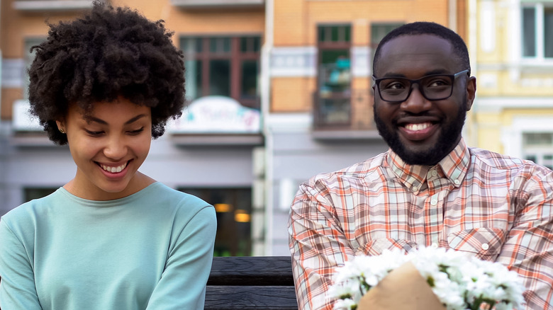 Why Some First Date Awkwardness Is Actually A Green Flag