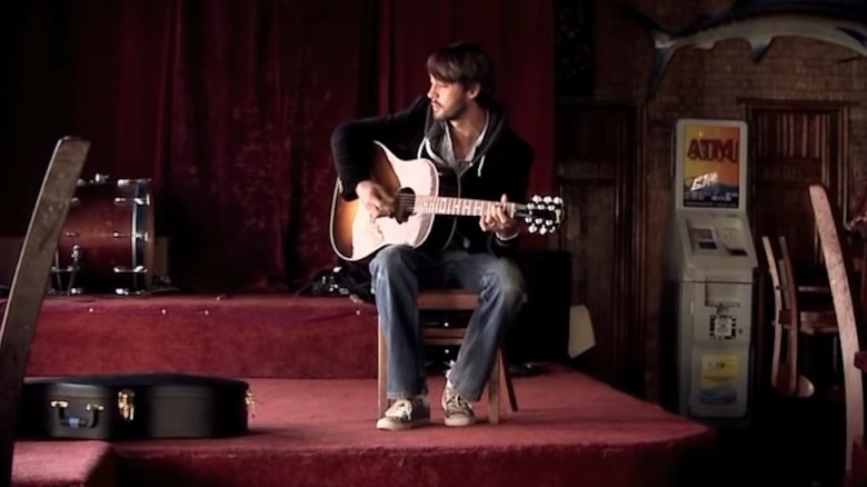 Ryan Bingham in music video of The Weary Kind