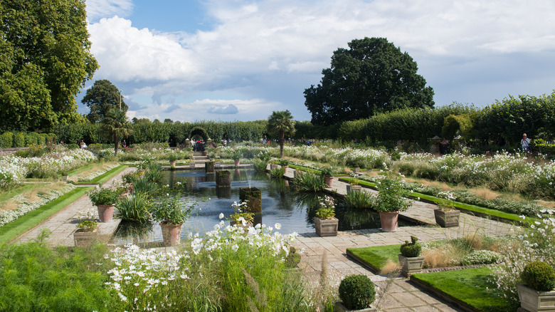 White Garden at Kensington Palace