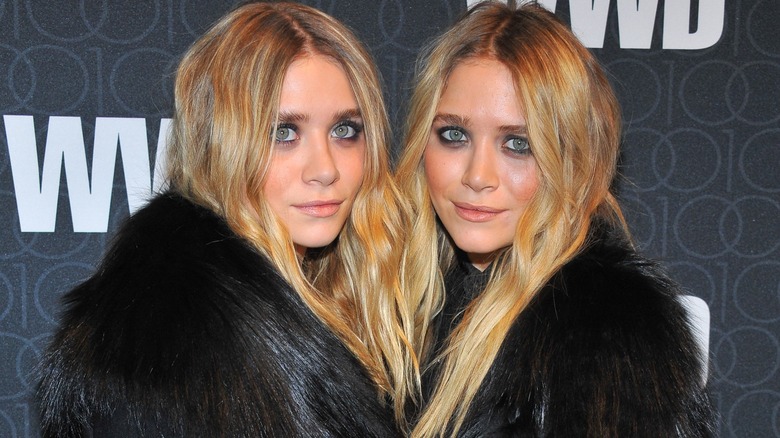 The Olsen twins at event