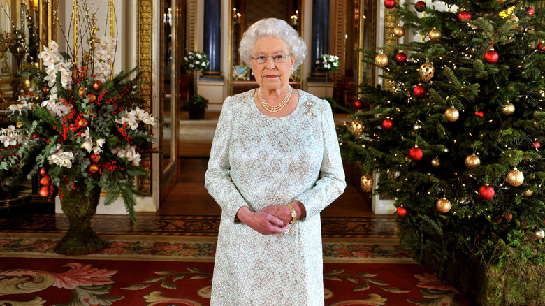 Queen Elizabeth posing