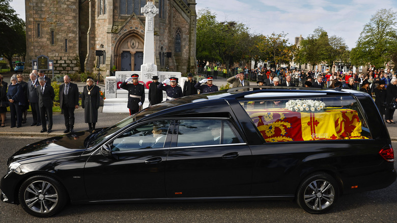 Queen Elizabeth funeral procession