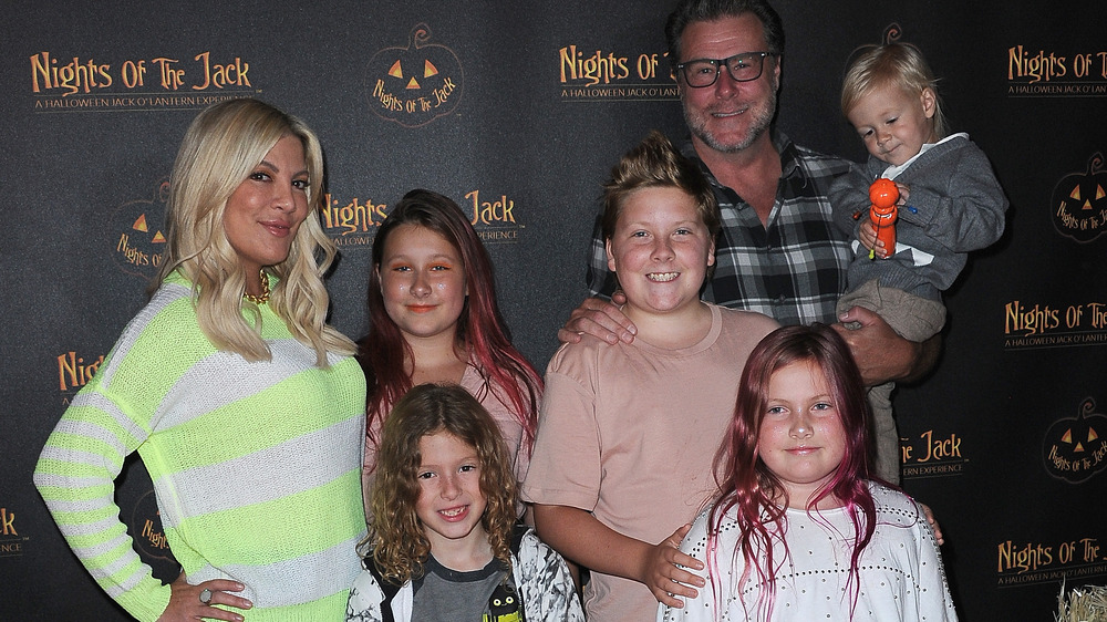 Tori Spelling, Dean McDermott and children