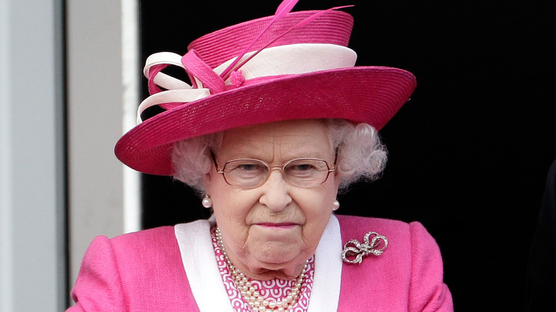 Queen Elizabeth wearing glasses