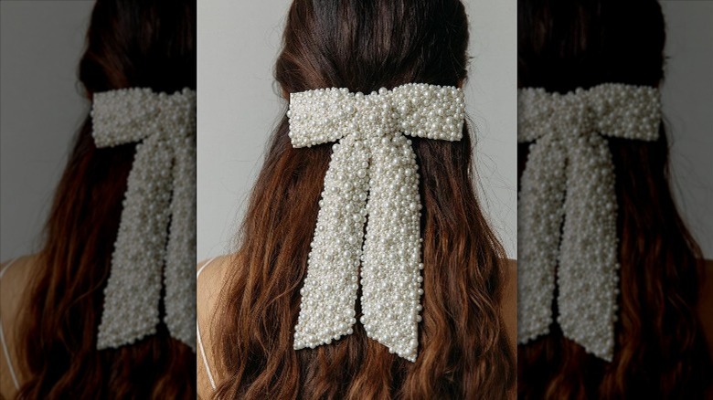 Pearl hair bow