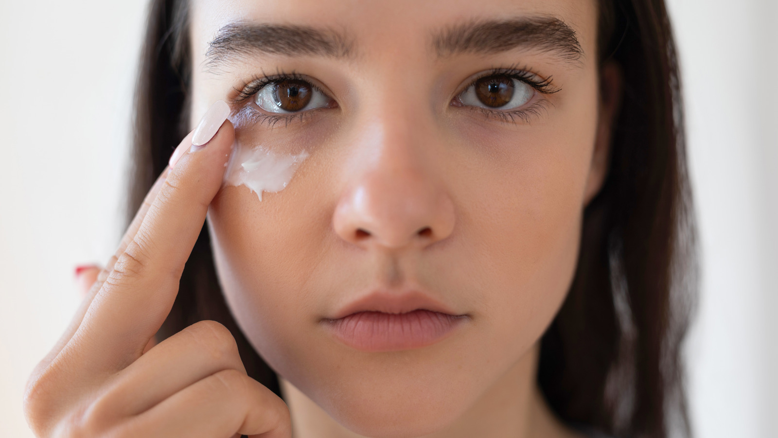 Why You Should Consider Getting A Caffeine Eye Cream