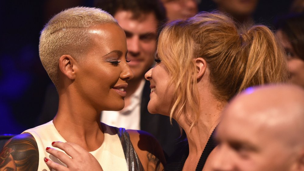 Amber Rose kissing Amy Schumer on live TV