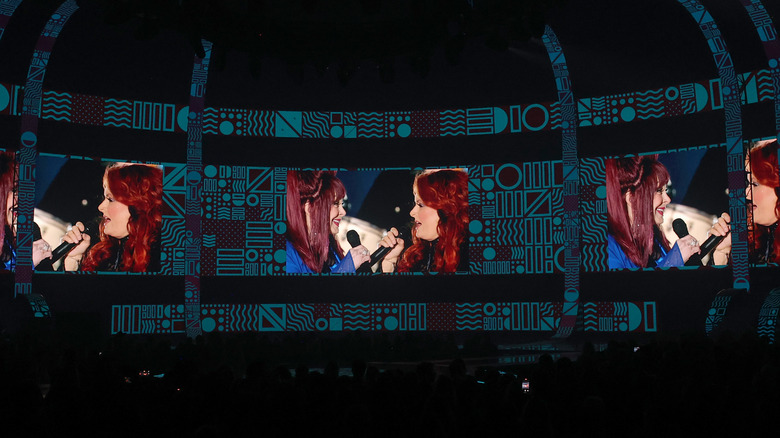 The Judds performing on screen