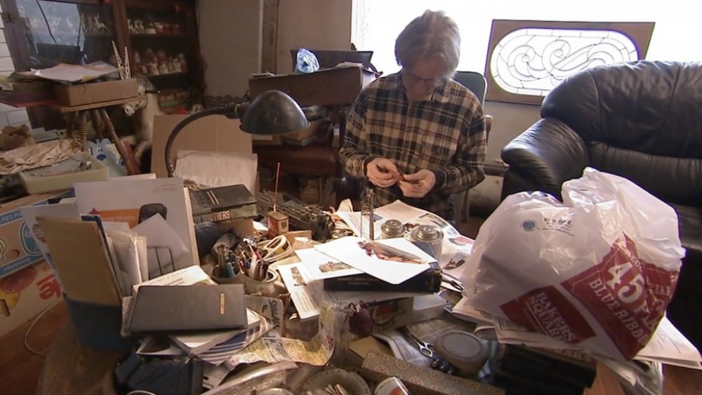 A scene from Hoarders