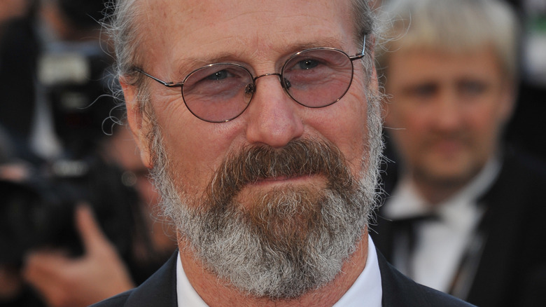 William Hurt on the red carpet 