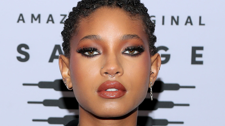 Willow Smith posing at event