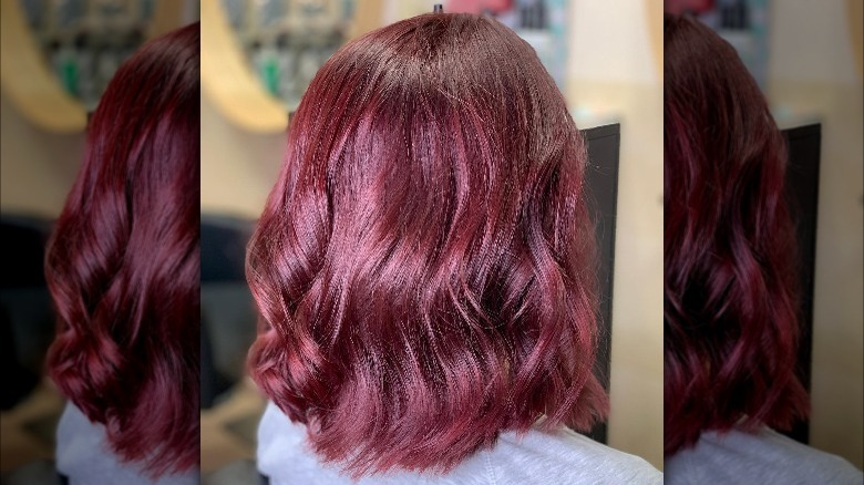 Cherry wine bob with waves