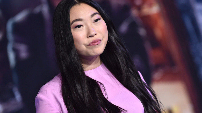 Awkwafina with wavy hair