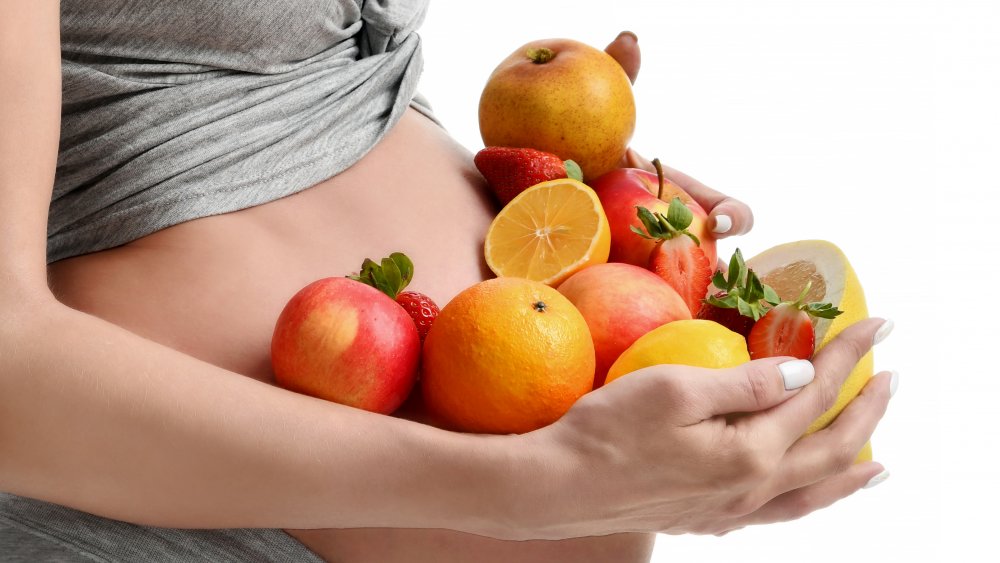 You Should Be Eating Oranges During Pregnancy Here s Why