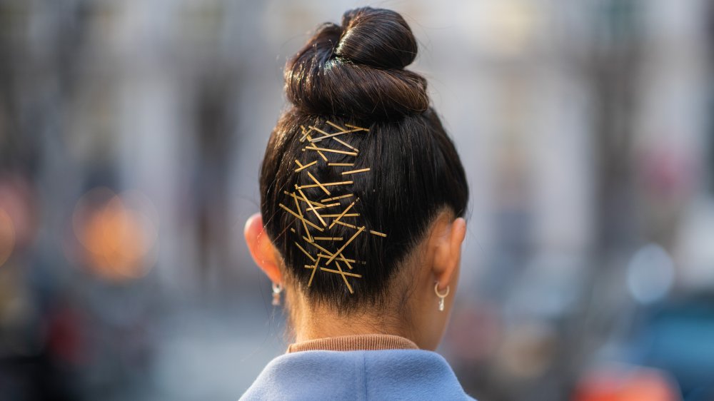 bobby pin updo