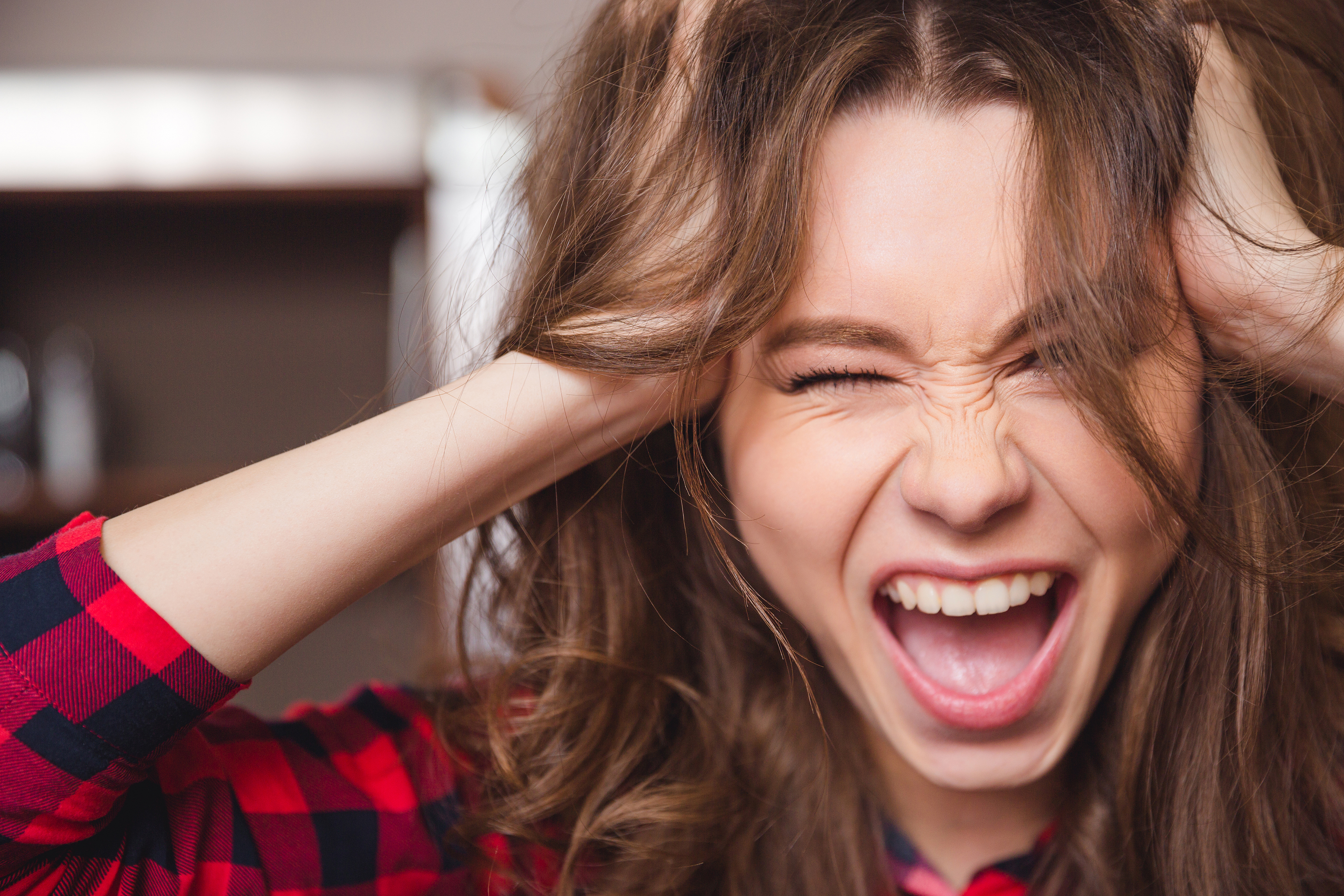 The Ultimate Guide To Getting Smells Out Of Your Hair